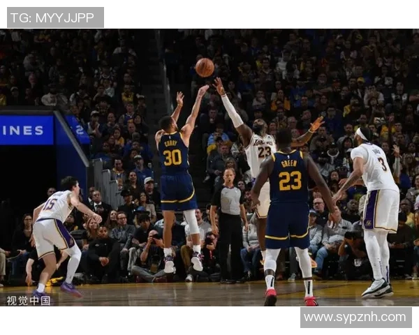湖人对阵骑士精彩回放11月22日比赛全场录像回顾与分析